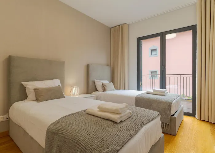 Living Bx In Center Daire Funchal