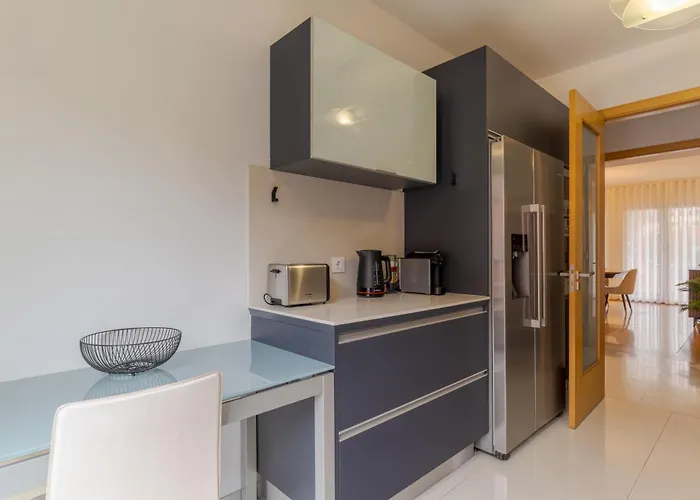 Living Bx In Center Daire