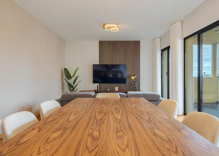 Daire Living Bx In Center Funchal