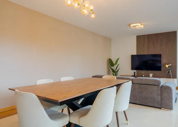 Appartement Living Bx In Center *